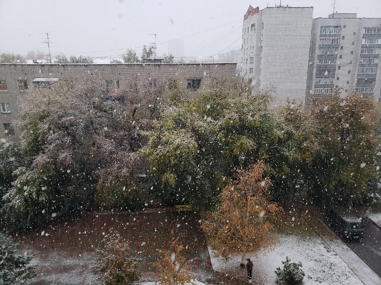 Фото Новосибирск засыпало снегом 28 сентября 2