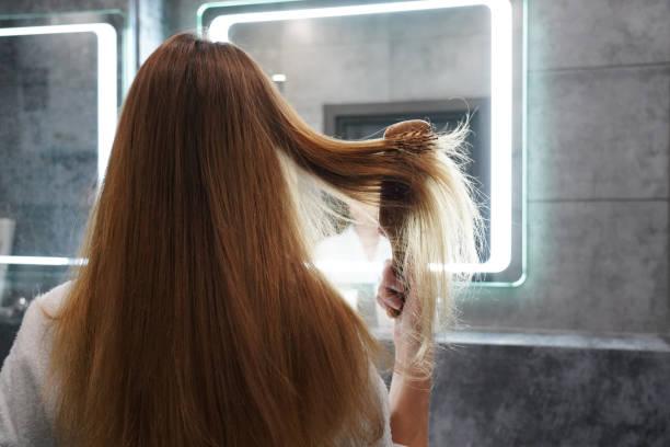 Фото Что делать, если волосы валятся клоками - сколько волос может выпадать в день 3