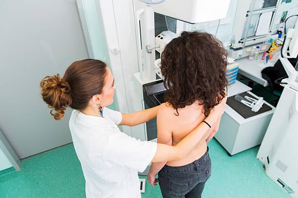 Фото Мастопатия или онкология: маммолог назвал первые признаки рака, которые игнорирует большинство женщин 6