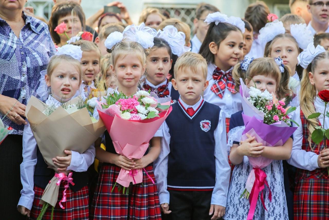 Фото Звонок не только для учителя: как в Новосибирске прошло 1 сентября 47