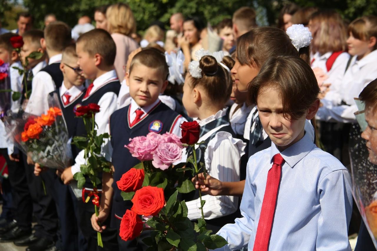 Фото Звонок не только для учителя: как в Новосибирске прошло 1 сентября 48
