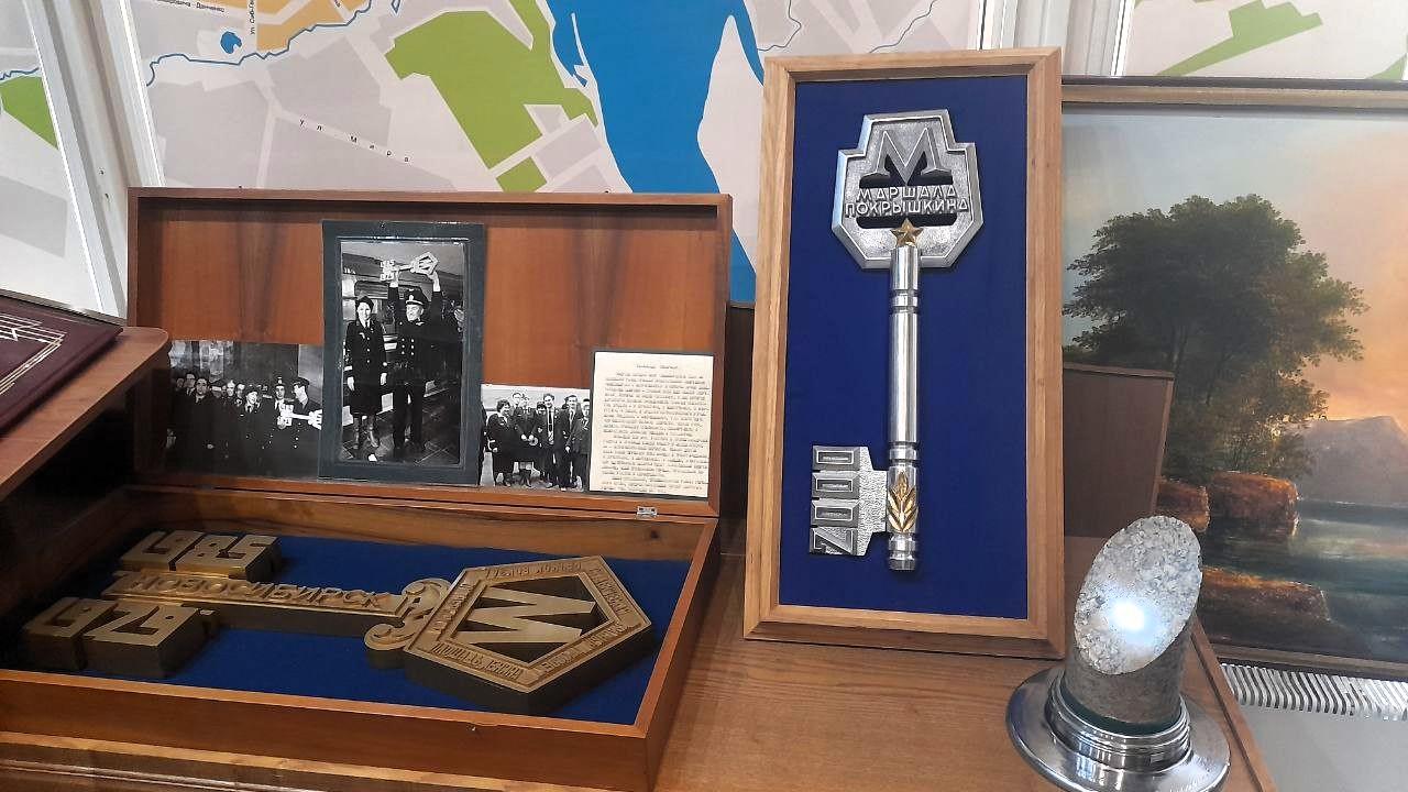 Фото Ключи от станций на почетном месте в музее Новосибирского метрополитена 2 - Сиб.ФМ Фото Ключи от станций на почетном месте в музее Новосибирского метрополитена 2