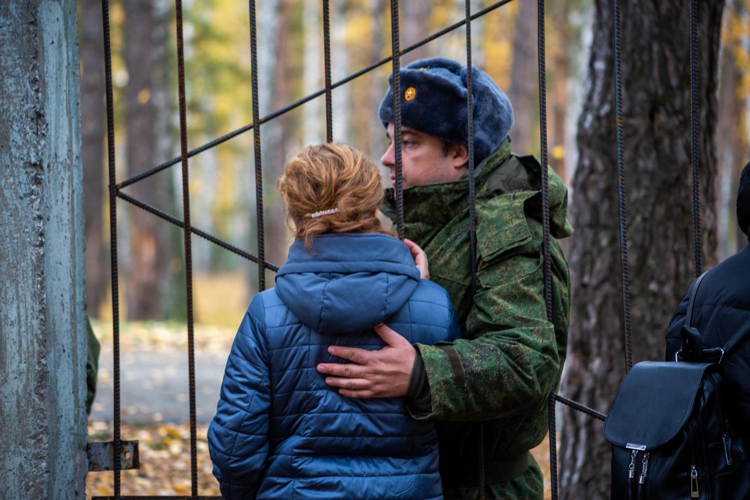 Фото В Новосибирске опубликованы кадры первых мобилизованных на СВО 6