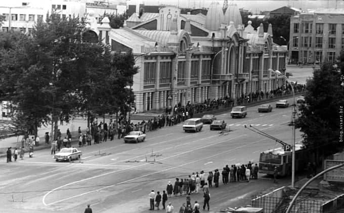 Фото В Новосибирске опубликованы секретные фото приезда Горбачева, Хрущева и Ельцина 7