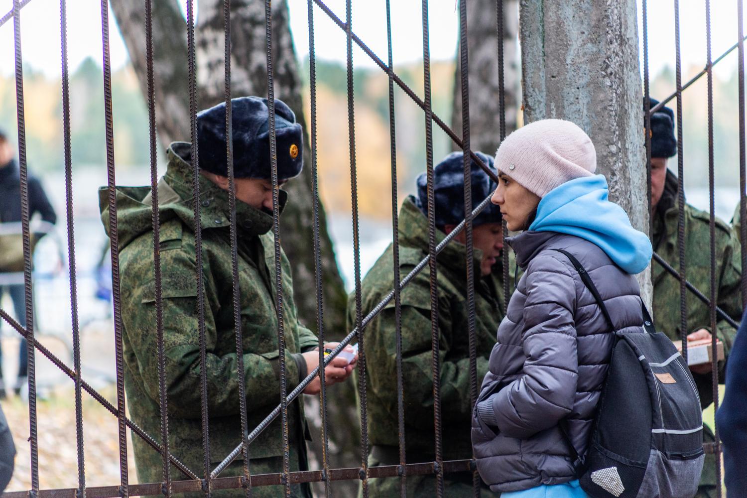 Фото В Новосибирске опубликованы кадры первых мобилизованных на СВО 9