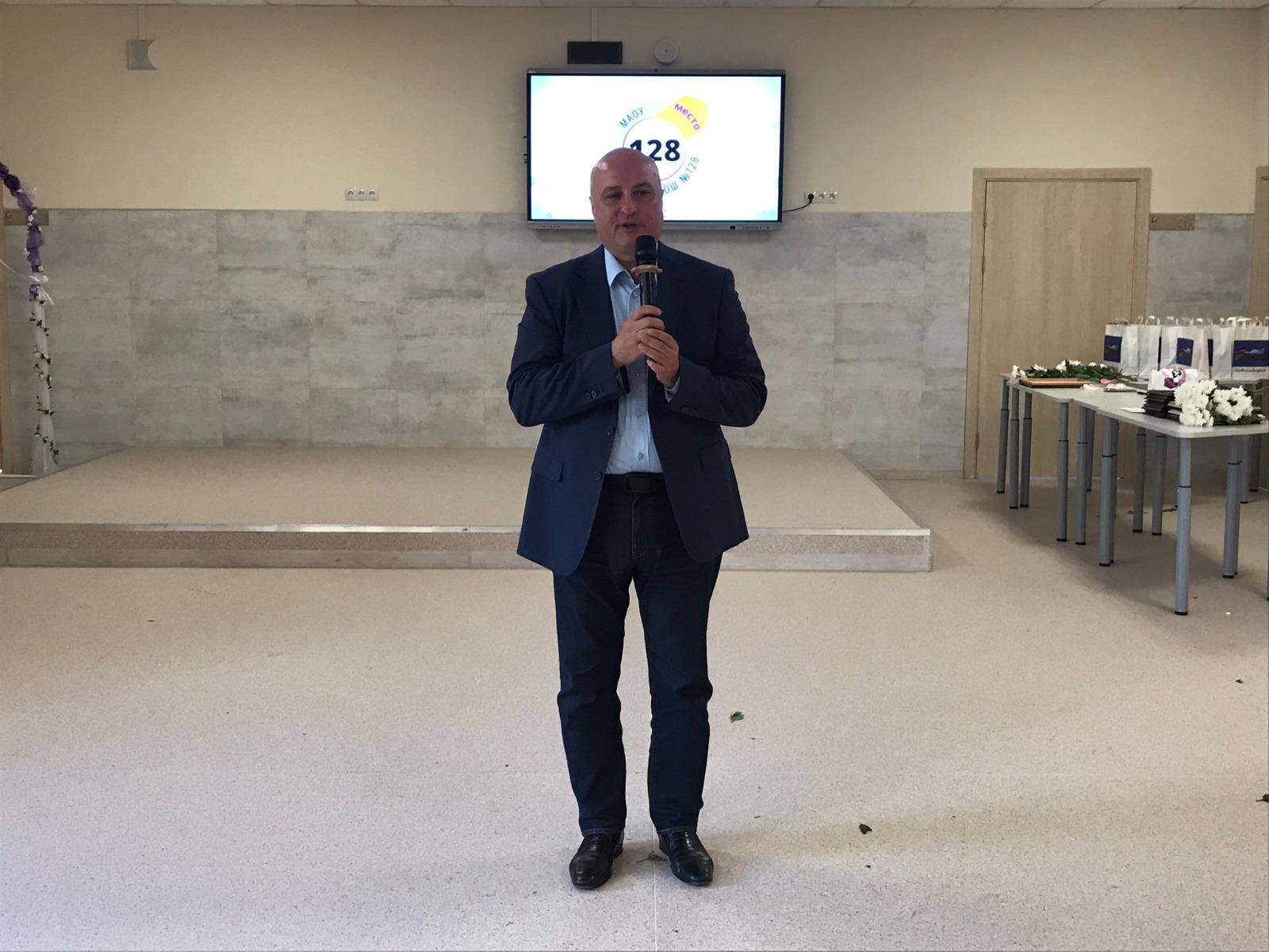 Фото Новосибирская школа №128 открылась после капитального ремонта 3 - Сиб.ФМ Фото Новосибирская школа №128 открылась после капитального ремонта 3