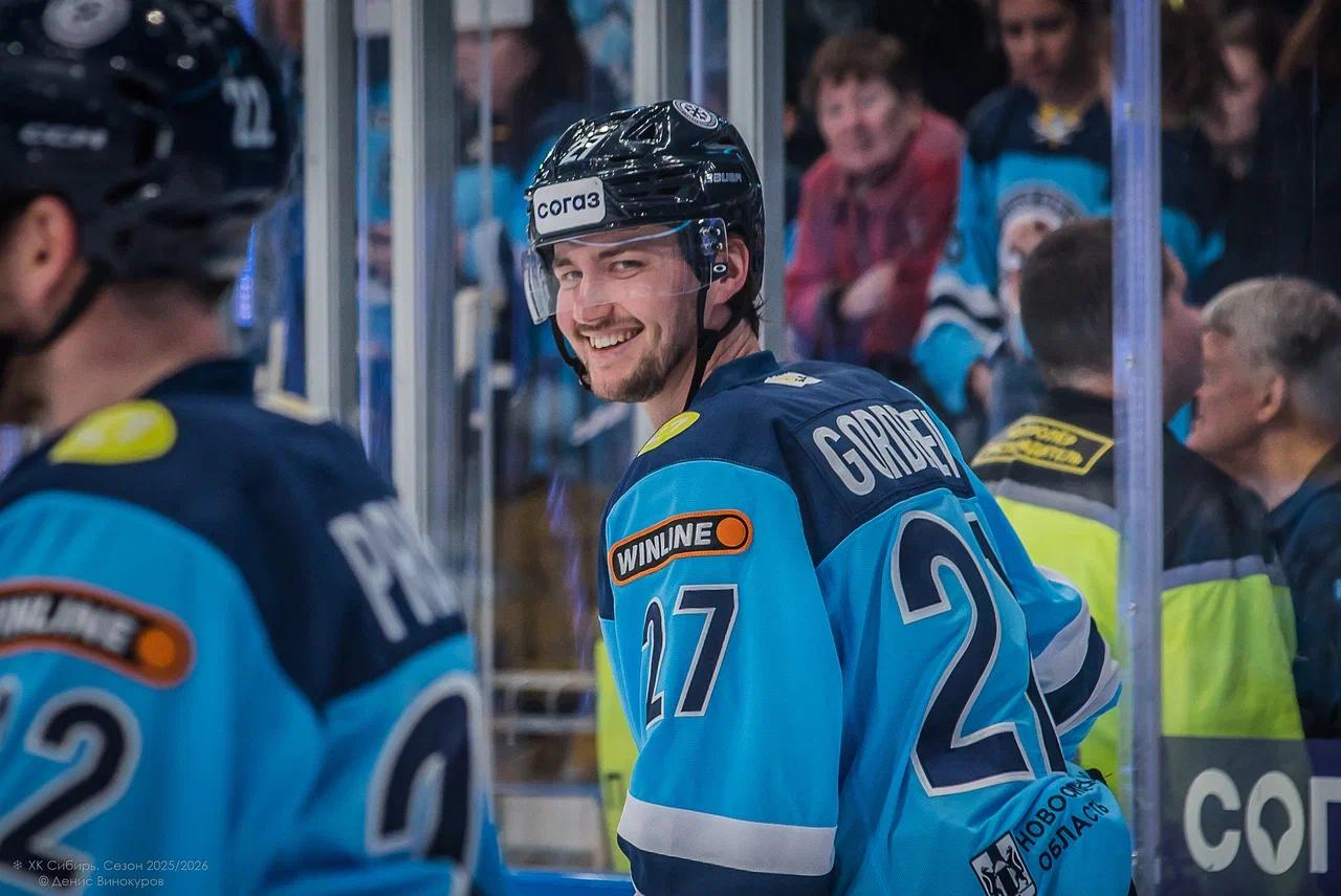 Фото «Сибирь» уступила в матче КХЛ череповецкой «Северстали»: фоторепортаж 12