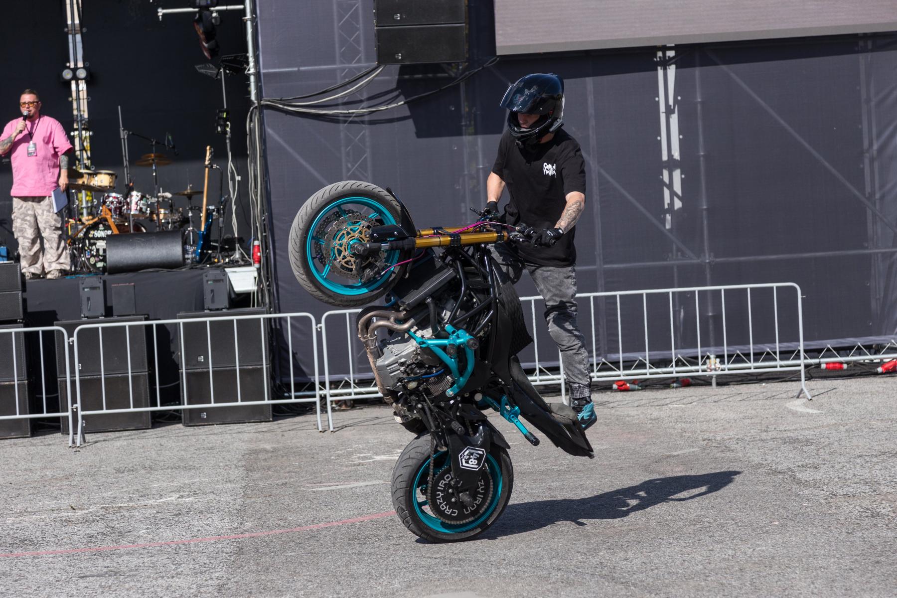 Фото Мотофест в Новосибирске 20 сентября: фоторепортаж 6 - Сиб.ФМ Фото Мотофест в Новосибирске 20 сентября: фоторепортаж 6