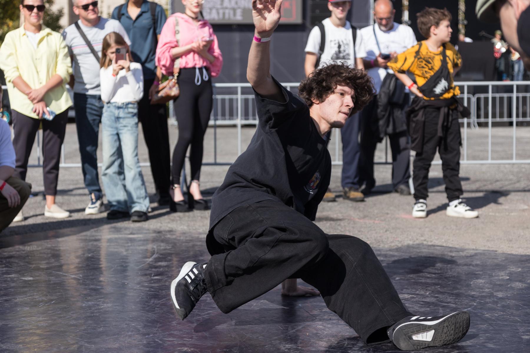 Фото Мотофест в Новосибирске 20 сентября: фоторепортаж 9 - Сиб.ФМ Фото Мотофест в Новосибирске 20 сентября: фоторепортаж 9