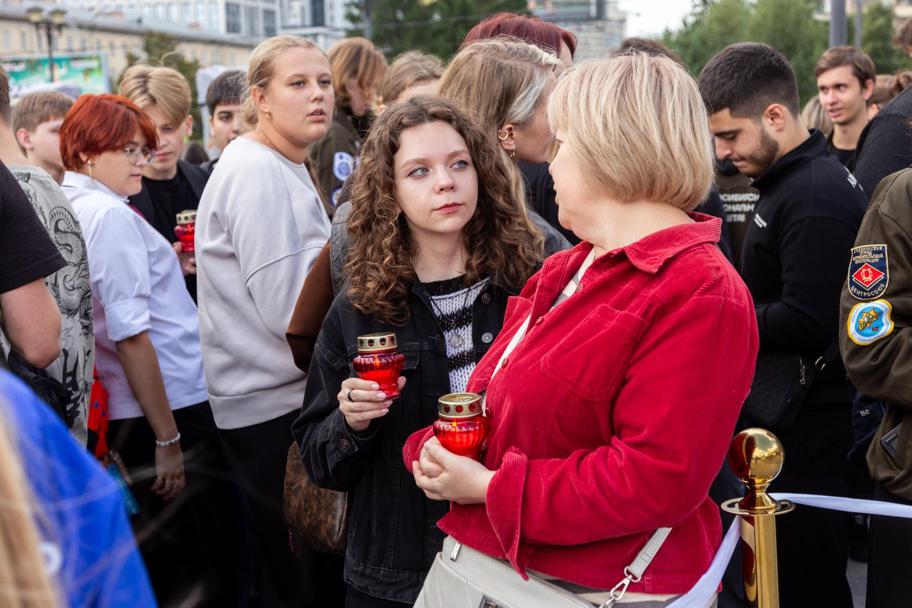 Фото В Новосибирске прошло мероприятие, посвященное годовщине трагедии Беслана 5 - Сиб.ФМ Фото В Новосибирске прошло мероприятие, посвященное годовщине трагедии Беслана 5
