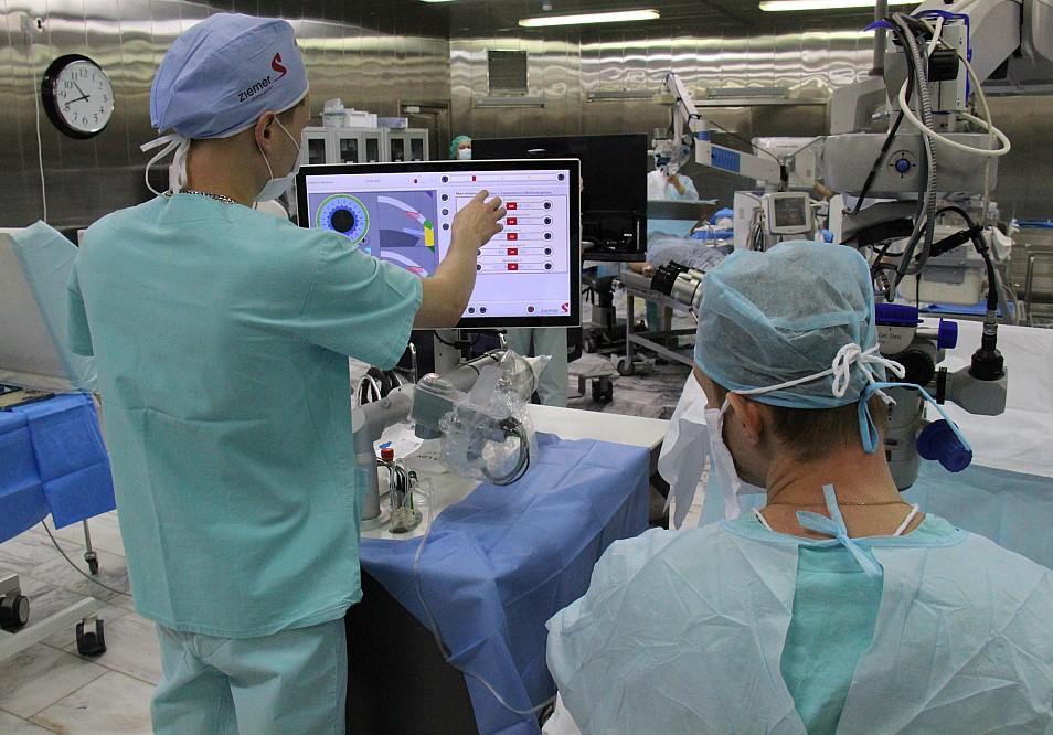 Фото Второй фемтолазер LDV введен в работу в МНТК-Новосибирск 3 - Сиб.ФМ Фото Второй фемтолазер LDV введен в работу в МНТК-Новосибирск 3