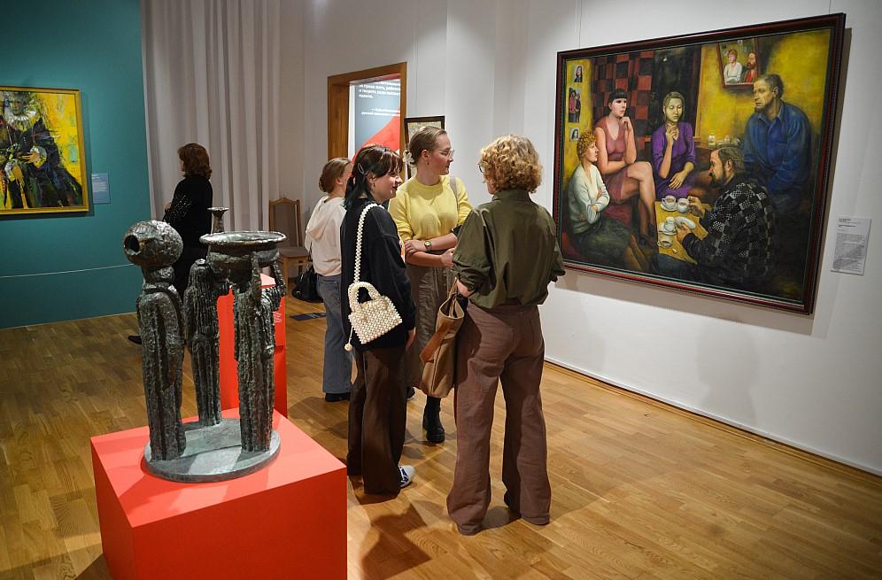 Фото Художественный музей знакомит с «Героинями будней» на новой выставке 6 - Сиб.ФМ Фото Художественный музей знакомит с «Героинями будней» на новой выставке 6