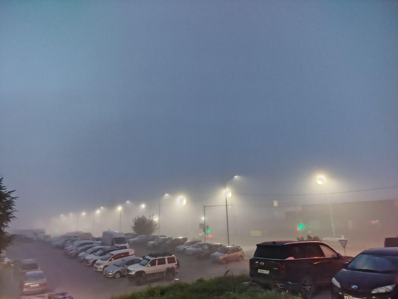 Фото Туман окутал Новосибирск: город исчез за плотной завесой. 10 фото 4