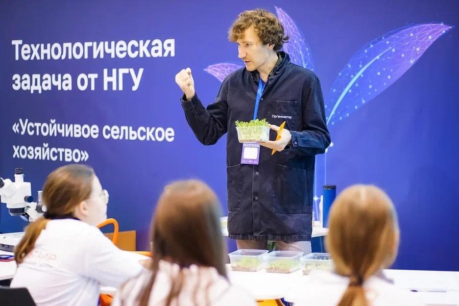 Фото Учебная Сибирь-2025: найдите своих будущих специалистов в профориентационном кластере! 2 - Сиб.ФМ Фото Учебная Сибирь-2025: найдите своих будущих специалистов в профориентационном кластере! 2