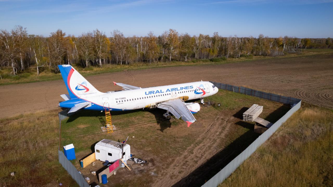 Фото Подвиг или провал? В суд ушло дело об аварийной посадке самолёта в поле под Новосибирском: хронология 3 - Сиб.ФМ Фото Подвиг или провал? В суд ушло дело об аварийной посадке самолёта в поле под Новосибирском: хронология 3