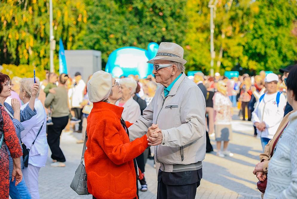 Фото В Новосибирске «Новые люди» провели уникальный фестиваль для людей старшего возраста «Жить по-новому» 2 - Сиб.ФМ Фото В Новосибирске «Новые люди» провели уникальный фестиваль для людей старшего возраста «Жить по-новому» 2