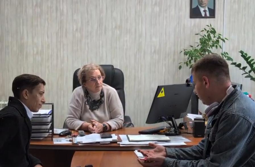 Фото Год не ходила в школу и устроила кровавое ЧП. Появились подробности нападения 12-летней девочки на двух детей 6 - Сиб.ФМ Фото Год не ходила в школу и устроила кровавое ЧП. Появились подробности нападения 12-летней девочки на двух детей 6