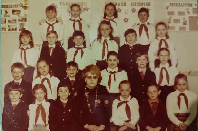 Фото Вспоминаем 1 сентября в 80-90-х: опубликовано 20 кадров Дня знаний из прошлого 3