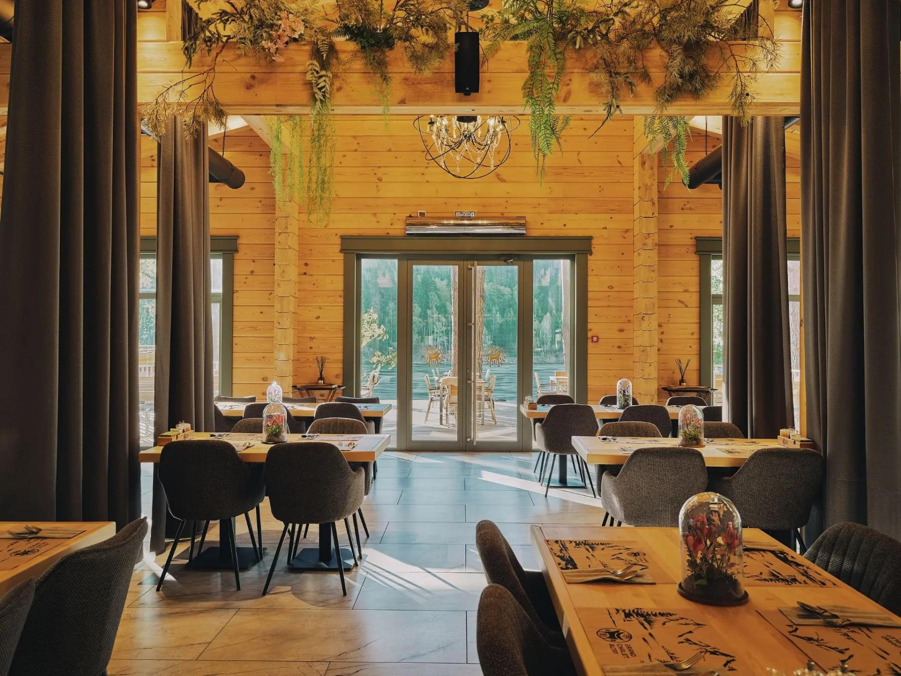 Фото Московский бренд-шеф Владислав Пискунов впервые приедет на Алтай: в Grand Chalet Altay пройдёт ужин в четыре руки 2