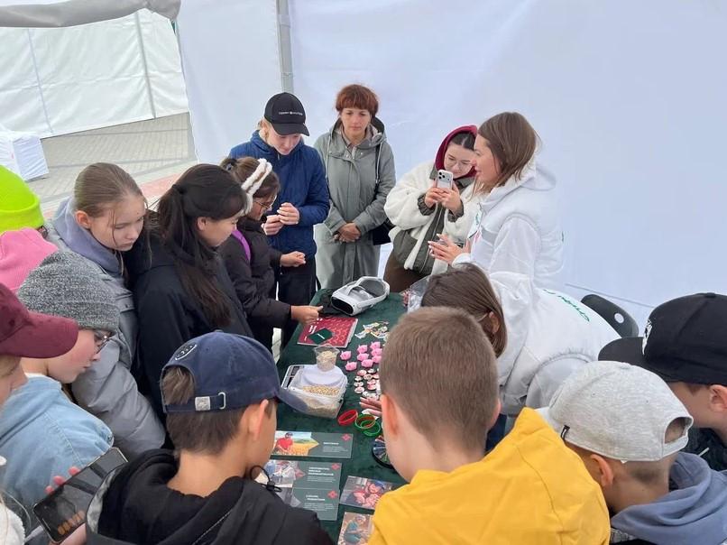 Фото Компания «Сибагро» стала партнёром фестиваля профессий «БиоТех» 2